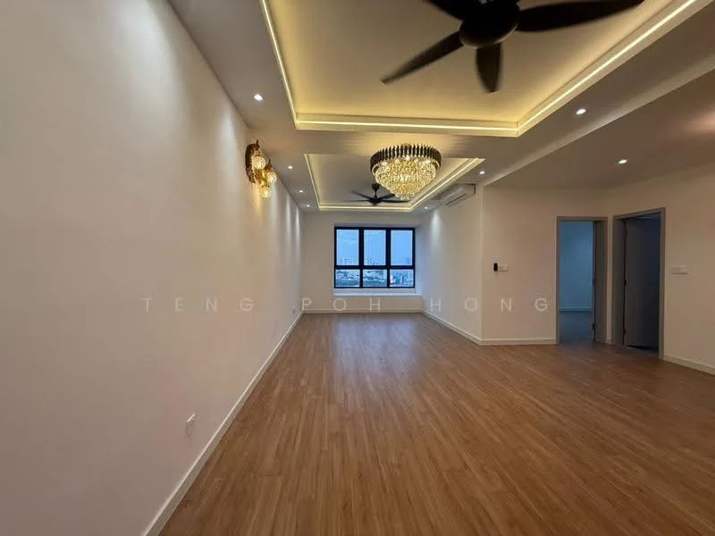 Living features: wooden flooring, white painted walls, tray ceiling with recessed lighting, chandelier, 2 ceiling fans, floor-to-ceiling windows, city view, air conditioning unit, wall-mounted intercom, decorative wall sconces; style: modern; view: city.