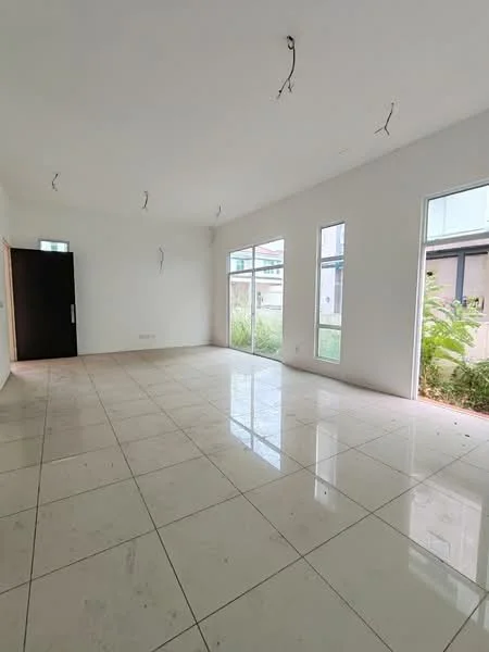 Room features: white painted walls, large floor-to-ceiling windows, sliding glass door, polished ceramic tile flooring, natural light from windows, unfurnished space, no visible ceiling fixtures, garden view from windows; style: modern; view: garden.