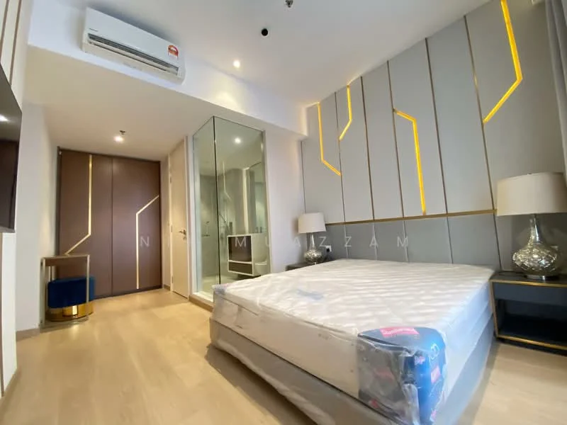 Bedroom features: queen-size bed, upholstered headboard, wooden flooring, built-in wardrobe with mirrored doors, wall-mounted air conditioning unit, recessed lighting, decorative wall paneling with gold accents, nightstand with lamp, floor-to-ceiling mirror; style: modern.