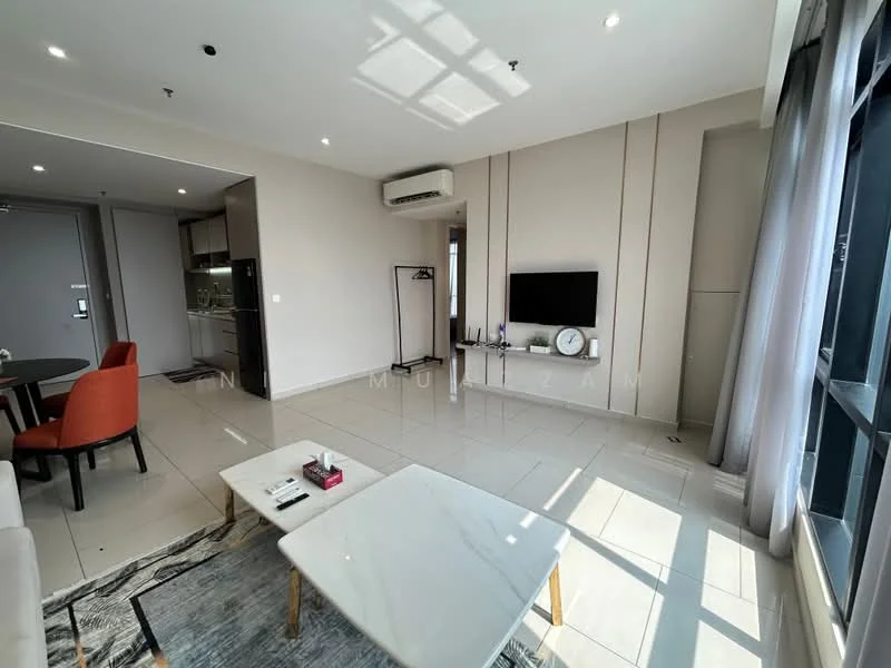 Living features: large floor-to-ceiling windows, grey tiled flooring, white painted walls, recessed downlights, wall-mounted TV, light grey sofa, coffee table with white top, area rug with geometric pattern, dining table with red upholstered chairs, air conditioning unit; style: modern; view: city. Kitchen features: open kitchen layout, kitchen island, stainless-steel appliances, wood cabinetry, black countertop; style: modern.