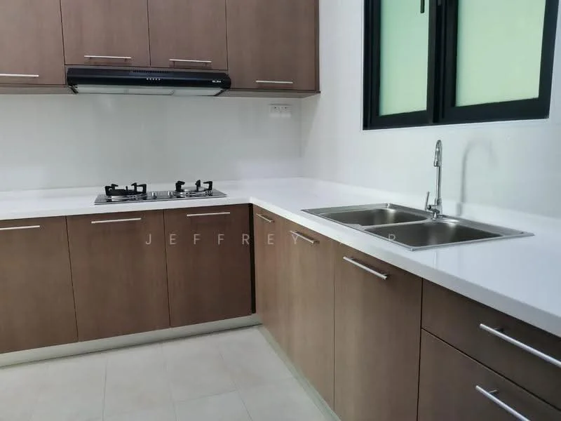 Hillcrest Heights, TAMAN PUCHONG UTAMA, Puchong