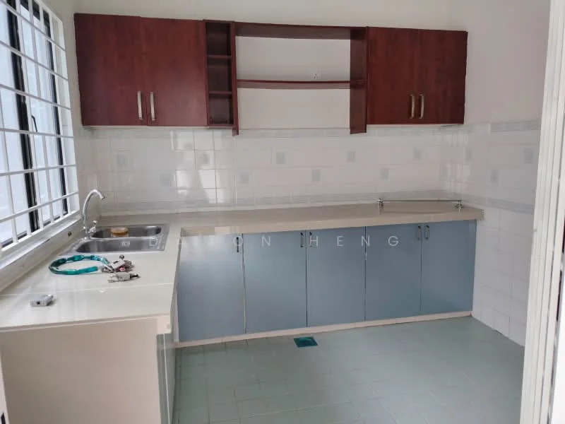House Rent Bandar Kinrara BK4 Double Storey 1800sf Pavilion BJ OUG, Puchong — view 2 of 5 — for Rent