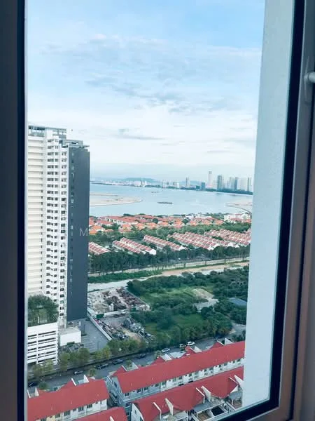 Exterior type: high-rise condominium; features: city skyline view, sea view, surrounded by residential buildings, green landscaping, rooftop gardens, waterfront area; style: modern.