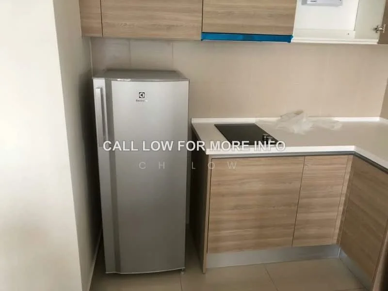 Kitchen features: stainless-steel fridge, laminate cabinetry in light wood finish, white countertop, ceramic tile flooring, wall-mounted cabinets, sink, back wall with tile cladding, kitchen island; style: modern.
