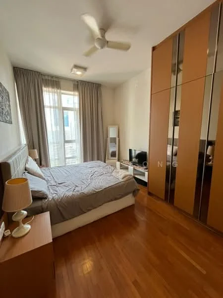 Bedroom features: queen-size bed with grey bedding, upholstered headboard, 2 bedside lamps, built-in wardrobe with wooden finish, wall-mounted TV, wooden flooring, floor-to-ceiling window with sheer curtains, ceiling fan; style: modern.