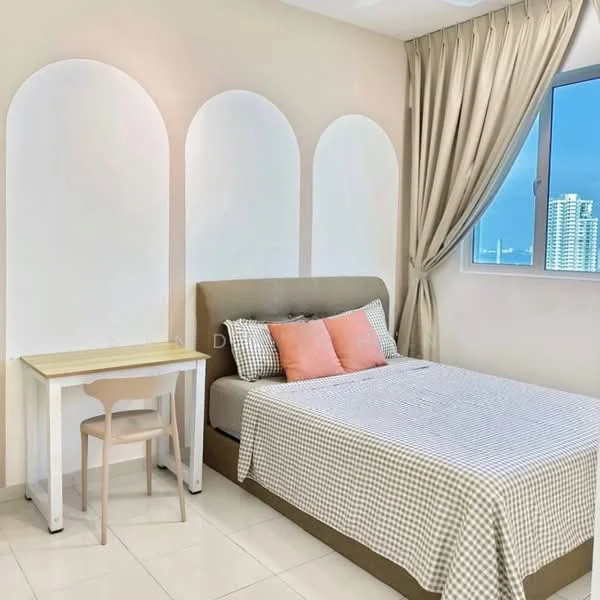 Bedroom features: queen-size bed with beige upholstered headboard, checkered bedspread in grey and white, two decorative pillows in pink and grey, white walls with arched wall accents, floor-to-ceiling window with city view, curtains in light beige, small white desk with wooden top, chair with light wood legs and pink seat; style: modern; view: city.