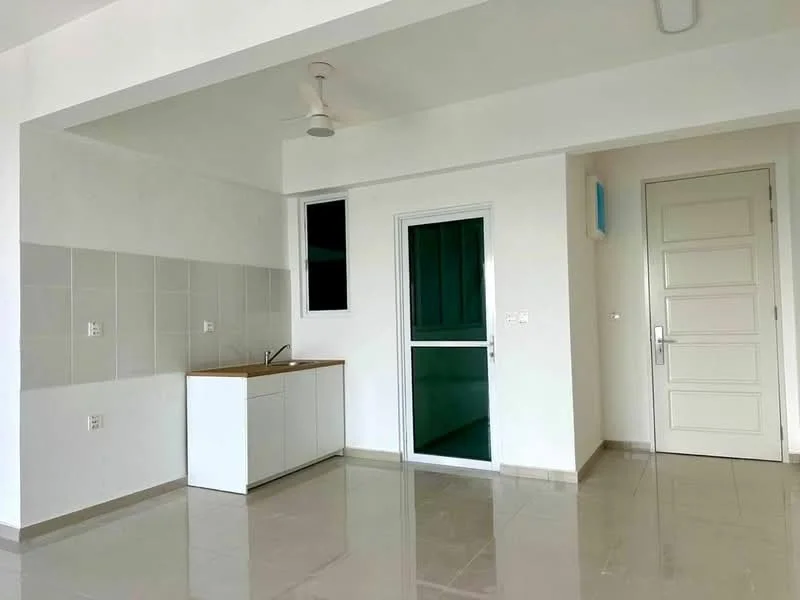 Kitchen features: white cabinetry, single-bowl stainless-steel sink, chrome faucet, grey tiled backsplash, light grey floor tiles, ceiling fan, window, door to balcony, recessed lighting; style: modern.