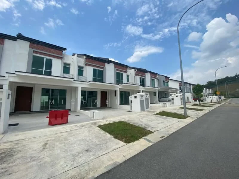 Exterior type: linked terrace house; features: white painted facade, red brick accents, flat roof, multiple storeys, manicured lawn, paved driveway, street lighting, surrounded by greenery; style: modern.