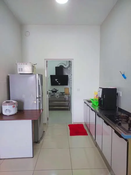 Kitchen features: stainless-steel fridge, wooden countertop, ceramic tile flooring, white cabinets, built-in gas hob, exhaust hood, rice cooker, black coffee machine, red mat, white painted walls, recessed ceiling lights; style: modern.