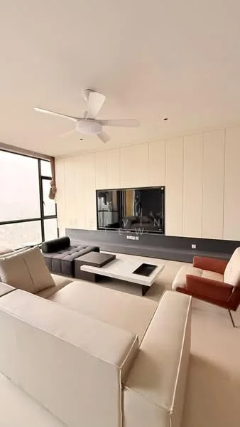 Living features: 5-blade ceiling fan with light, wall-mounted TV, light-colored fabric sofa, L-shape sectional sofa, coffee table, neutral wall color, large windows, floor-to-ceiling windows, minimalist decor, recessed lighting, wooden flooring; style: modern; view: city.