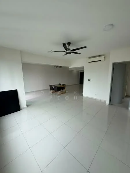 Living features: white painted walls, polished ceramic tile flooring, 5-blade ceiling fan, wall-mounted air conditioning unit, large windows for natural light, neutral color scheme, open layout, minimalist decor; style: modern.