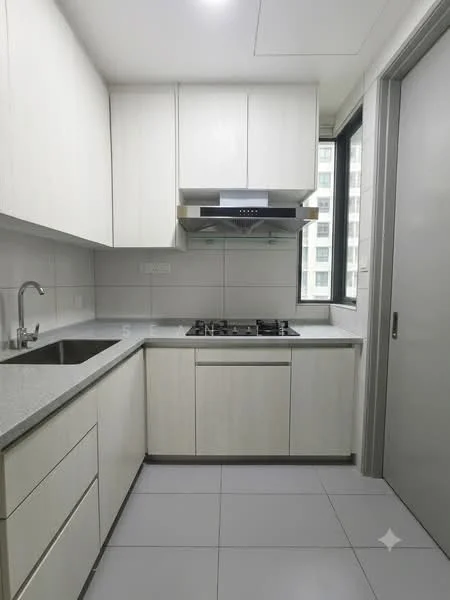 Kitchen features: light wood cabinetry, grey granite countertop, single-bowl stainless-steel sink, chrome pull-down faucet, built-in gas hob, stainless-steel range hood, white tiled backsplash, grey ceramic tile flooring, large window for natural light; style: modern.