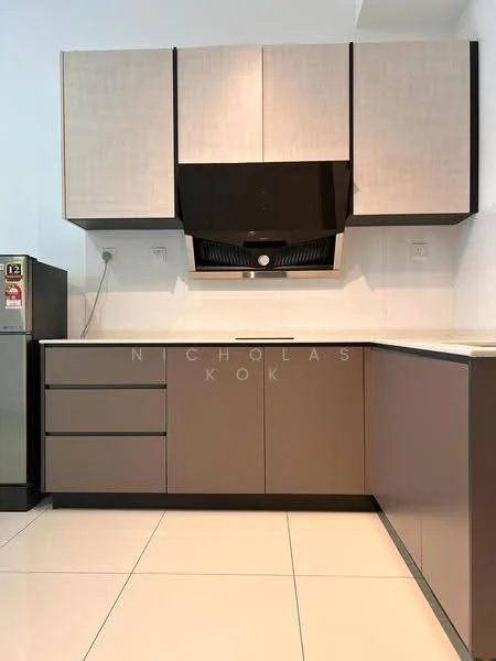 Kitchen features: laminate cabinetry in light wood and dark grey, built-in range hood, stainless-steel sink, granite countertop, white tiled backsplash, ceramic tile flooring, recessed downlights, modern cabinet handles, open shelving, built-in appliances, wall-mounted electrical outlets; style: modern.