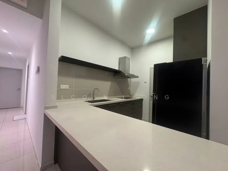 Kitchen features: white quartz countertop, grey cabinetry, stainless-steel range hood, built-in oven, freestanding fridge in black, ceramic tile flooring, grey tiled backsplash, single-bowl stainless-steel sink, chrome pull-down faucet, open layout, recessed downlights; style: modern.