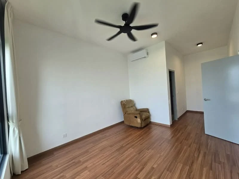 Room features: light brown laminate flooring, white painted walls, 5-blade ceiling fan, wall-mounted split AC, large window with sheer curtains, single armchair in beige fabric, door leading to another room, recessed ceiling lights; style: modern.