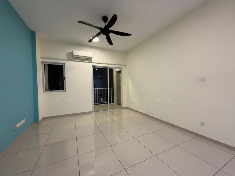 Living features: light grey tiled flooring, white painted walls, blue accent wall, 5-blade ceiling fan with light, wall-mounted split AC, floor-to-ceiling window, sliding glass door, balcony access, neutral decor; style: modern.