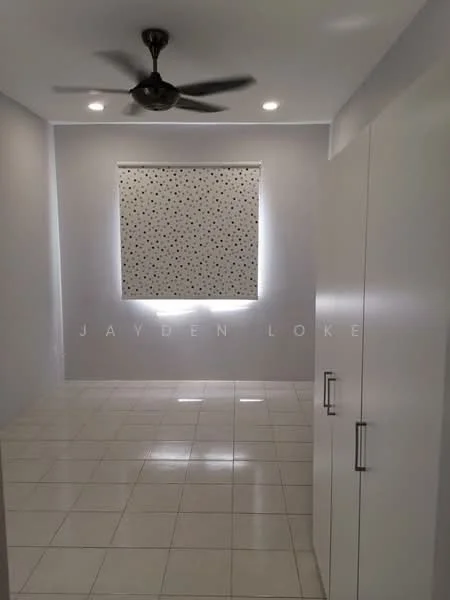 Room features: white painted walls, tile flooring, 5-blade ceiling fan, roller blinds, built-in wardrobe with sliding doors, recessed downlights; style: modern.
