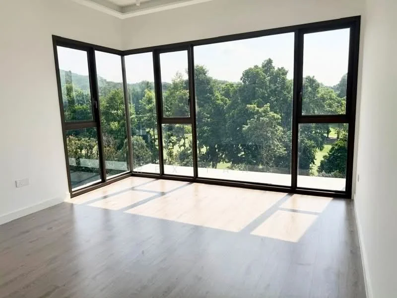 Room features: floor-to-ceiling windows, wooden flooring, white painted walls, natural light, view of greenery, open layout, no visible furniture, high ceiling; style: modern; view: garden.