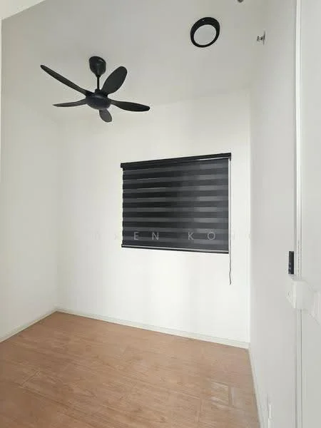 Room features: white painted walls, wooden flooring, ceiling fan, black roller blinds, single light fixture; style: minimalist.
