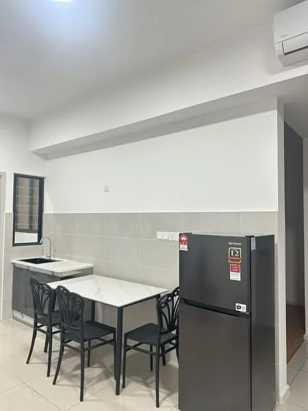 Kitchen features: white painted walls, grey tiled backsplash, marble countertop, black dining table with four chairs, single-bowl stainless-steel sink, chrome pull-down faucet, stainless-steel fridge, wall-mounted split AC, ceramic tile flooring, under-cabinet lighting; style: modern.