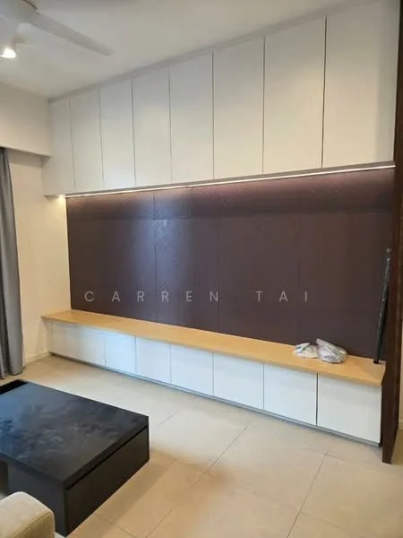 Living features: light-colored wall cabinets, dark accent wall, built-in shelving, wooden countertop, neutral tile flooring, ceiling fan, recessed lighting, minimalist design; style: modern.