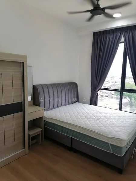 Bedroom features: queen-size bed, upholstered headboard, bedside table, mirror on table, floor-to-ceiling window, curtains in purple, ceiling fan, wooden flooring; style: modern; view: city.