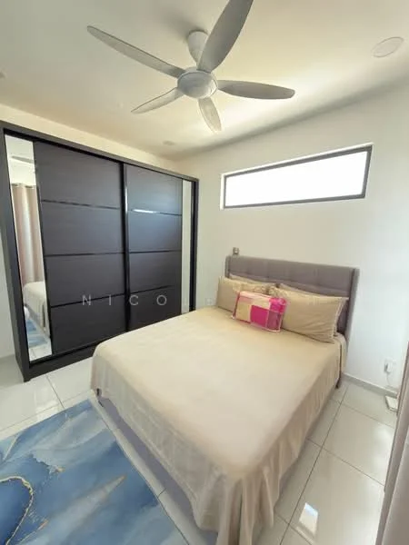 Bedroom features: queen-size bed with beige bedding, upholstered headboard in grey, 2 bedside pillows in pink and white, built-in wardrobe with sliding doors, floor-to-ceiling window, ceiling fan with 5 blades, white painted walls, glossy white tile flooring, area rug with abstract pattern; style: modern.