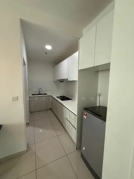 Kitchen features: white shaker cabinets, grey laminate lower cabinets, single-bowl stainless-steel sink, chrome pull-down faucet, ceramic tile backsplash, 4-burner gas hob, built-in oven, refrigerator, white walls, recessed downlights, polished tile flooring; style: modern.