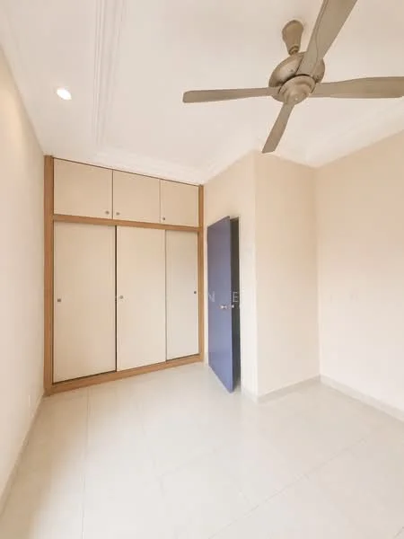 Room features: cream painted walls, white ceiling with crown moulding, light-colored floor tiles, built-in wardrobe with sliding doors, single door, ceiling fan, recessed lighting; style: modern.