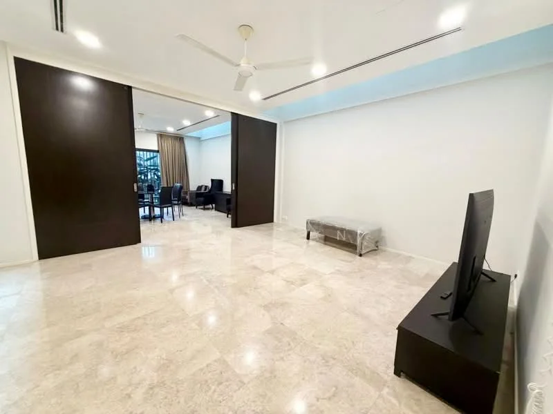 Living features: marble tile flooring, white painted walls, ceiling fan, sliding glass door, floor-to-ceiling windows, TV console, wall-mounted TV, decorative mirror, area rug, dining area visible in background; style: modern; view: garden.