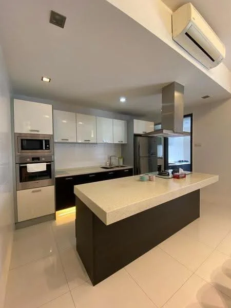 Kitchen features: white high-gloss cabinetry, black lower cabinetry, granite countertop, stainless-steel sink, chrome pull-down faucet, built-in microwave, built-in oven, stainless-steel fridge, 4-burner gas hob, exhaust hood, recessed downlights, wall-mounted split AC, white tiled flooring, open layout; style: modern.