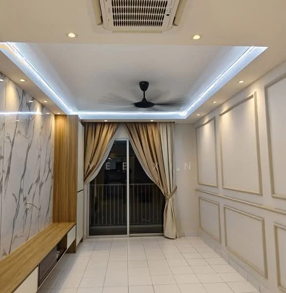 Living features: white painted walls, marble accent wall, recessed ceiling with LED strip lighting, 5-blade ceiling fan, floor-to-ceiling sliding glass door, curtains, white tiled flooring, built-in wooden bench; style: modern.