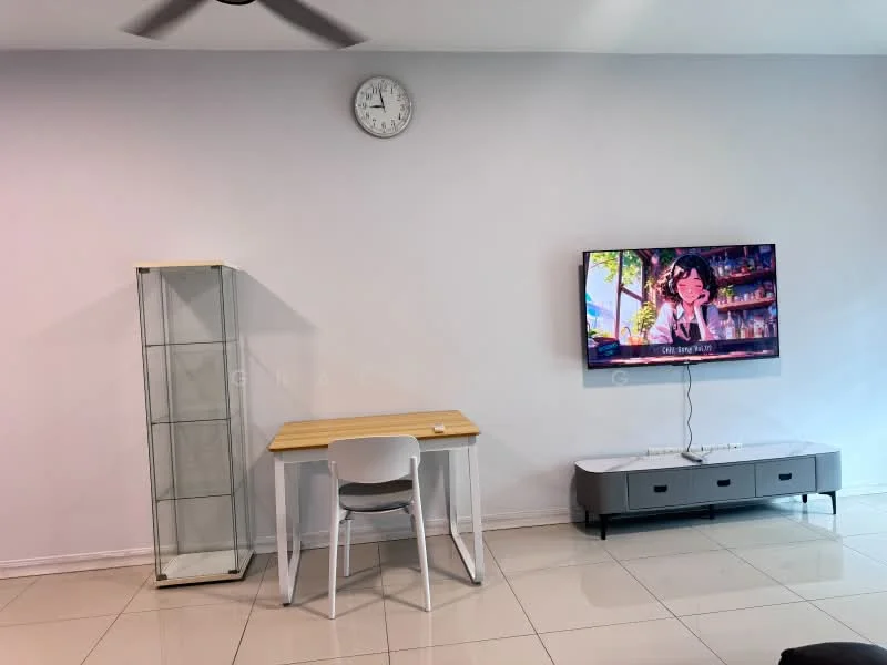Living features: white painted walls, glossy tile flooring, ceiling fan, wall-mounted TV, TV console in grey, wooden desk, white chair, glass display cabinet, clock on wall; style: modern.