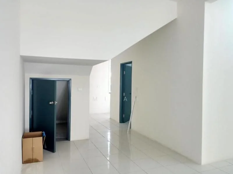 Room features: white painted walls, glossy white tile flooring, door with blue frame, door with silver handle, corner wall, natural light from windows, empty cardboard box; style: modern.