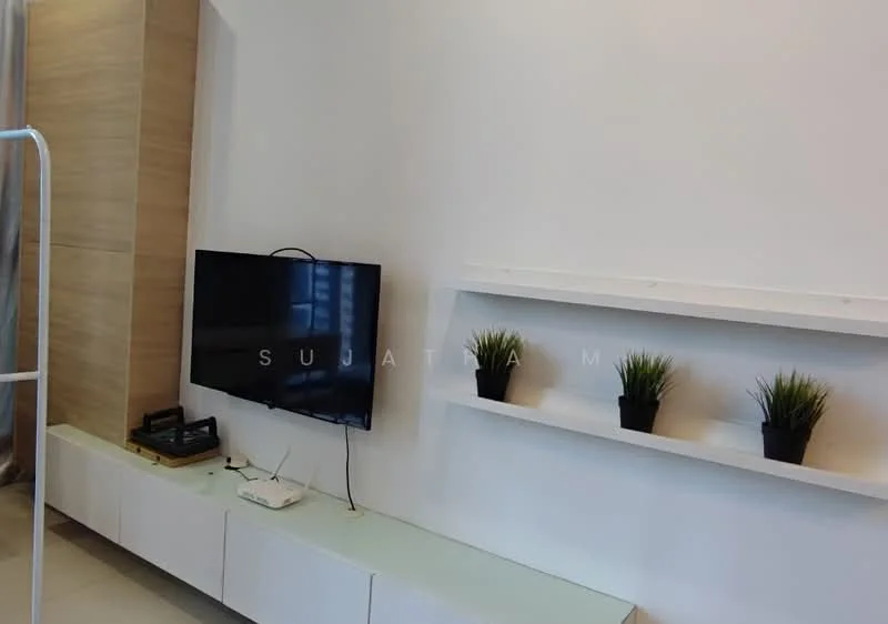 Living features: white painted walls, light-colored flooring, wall-mounted TV, TV console, floating shelf, decorative plants on shelf, cable management box, minimalist design; style: modern.