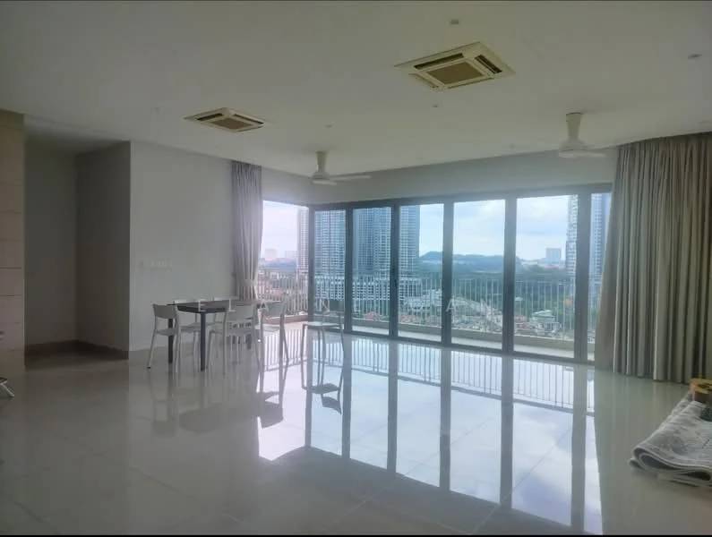 Living features: floor-to-ceiling windows, sliding glass door, grey walls, white ceiling, marble tile flooring, 2 ceiling fans, curtains, dining table for 4, open layout, city view; style: modern; view: city.