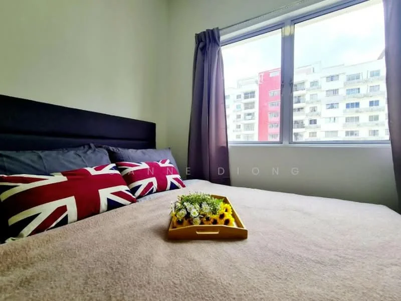 Bedroom features: queen-size bed, upholstered headboard, grey bedding, British flag decorative pillows, wooden bedside tray, decorative flowers, floor-to-ceiling window, grey curtains; style: modern; view: city.