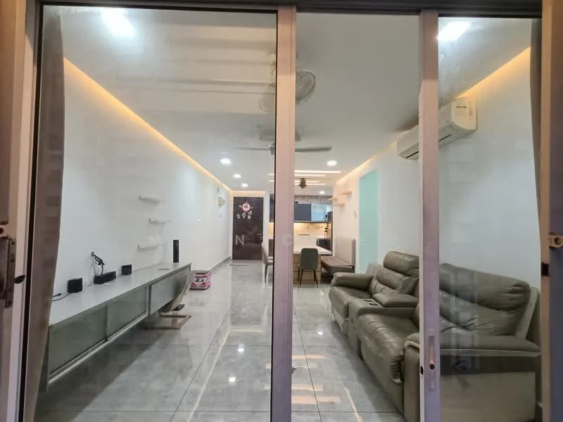 Living features: grey leather sectional sofa, glass coffee table, TV console, wall-mounted TV, recessed LED downlights, white painted walls, marble tile flooring, 1 wall-mounted split AC, decorative wall shelves, area rug, open layout to kitchen, sliding glass door; style: modern.