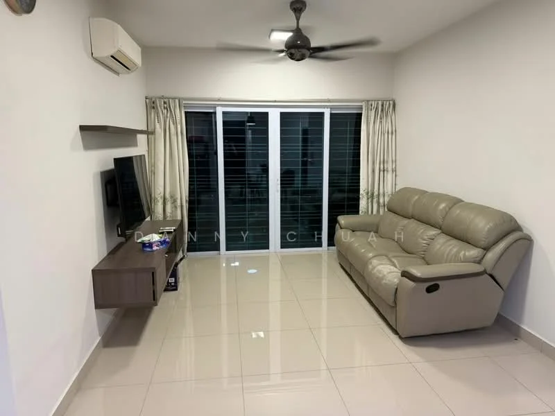 Living features: 3-seater leather sofa in beige, wall-mounted TV, wooden TV console, ceiling fan, white painted walls, glossy tile flooring, floor-to-ceiling sliding glass doors, sheer curtains; style: modern.