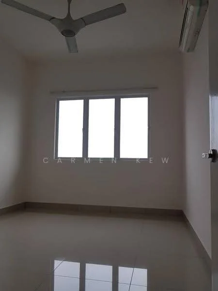 Room features: white painted walls, glossy ceramic tile flooring, 3-blade ceiling fan, floor-to-ceiling windows, window treatments with blinds, air conditioning unit on wall; style: modern.