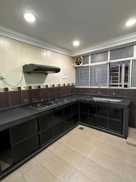 Koi Tropika, Taman Industri Pusat Bandar Puchong, Puchong — view 2 of 5 in Koi Tropika — for Rent