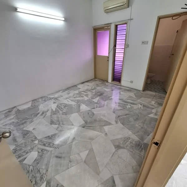 Room features: marble flooring, white painted walls, 1 wall-mounted split AC, door with glass panel, door with wooden frame, light fixture on ceiling, window with vertical blinds, bathroom door visible.