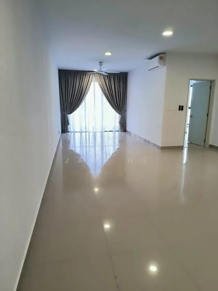 Living features: white painted walls, glossy tile flooring, 5-blade ceiling fan with light, floor-to-ceiling windows, sheer curtains, sliding glass door, air conditioning unit, neutral color scheme; style: modern.