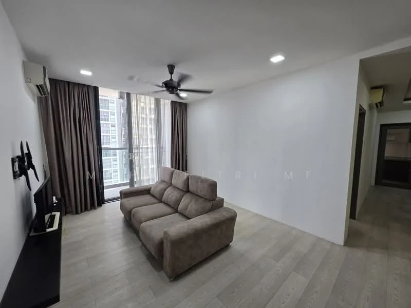 Living features: 3-seater fabric sofa in beige, wall-mounted TV, TV console, floor-to-ceiling windows, curtains, 5-blade ceiling fan, recessed LED downlights, light-colored wood flooring, white painted walls; style: modern; view: city.