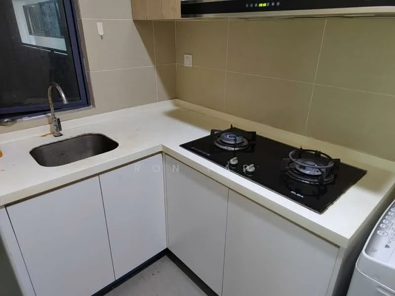 LakePark Residence @ KL North, Batu Caves — view 2 of 5 in LakePark Residence Jalan 2/3a — for Rent