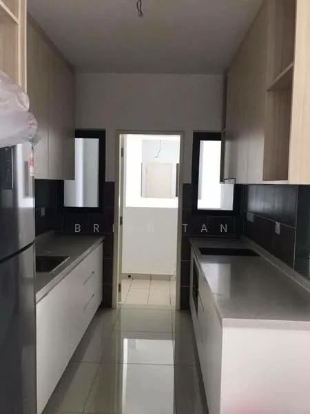 Kitchen features: white cabinetry, light wood upper cabinets, grey countertop, stainless-steel sink, built-in refrigerator, wall-mounted cabinets, tile backsplash, ceramic tile flooring, two windows, open layout, neutral color scheme, modern design; style: modern.