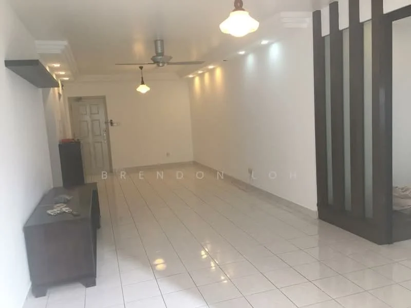 Living features: white painted walls, glossy ceramic tile flooring, 5-blade ceiling fan with light, recessed downlights, wooden console table, partition wall with vertical slats, neutral decor, spacious layout; style: modern.