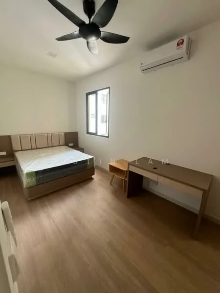 Bedroom features: queen-size bed, upholstered headboard, wooden flooring, 1 wall-mounted split AC, ceiling fan, study desk, wooden chair, window with natural light, light-colored walls; style: modern.