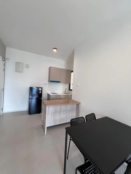 Kitchen features: grey cabinetry, white countertop, stainless-steel fridge, built-in oven, 4-burner gas hob, single-bowl stainless-steel sink, chrome pull-down faucet, pendant light, tile flooring, open layout, dining table with black chairs; style: modern.