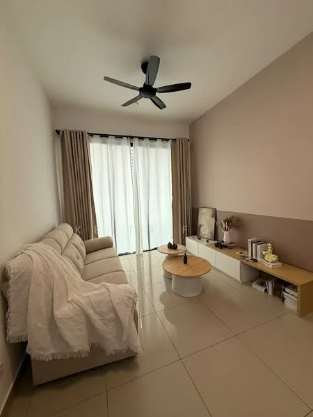 Living features: 3-seater fabric sofa in light beige, ceiling fan, floor-to-ceiling sliding glass doors, curtains, light-colored wall with accent wall in taupe, light-colored tile flooring, round coffee table, TV console, decorative items on console, wall art; style: modern.